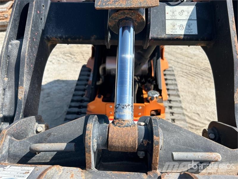 Scag SJ1125-W-40-25KBD Mini Compact Track Loader 스키드로더