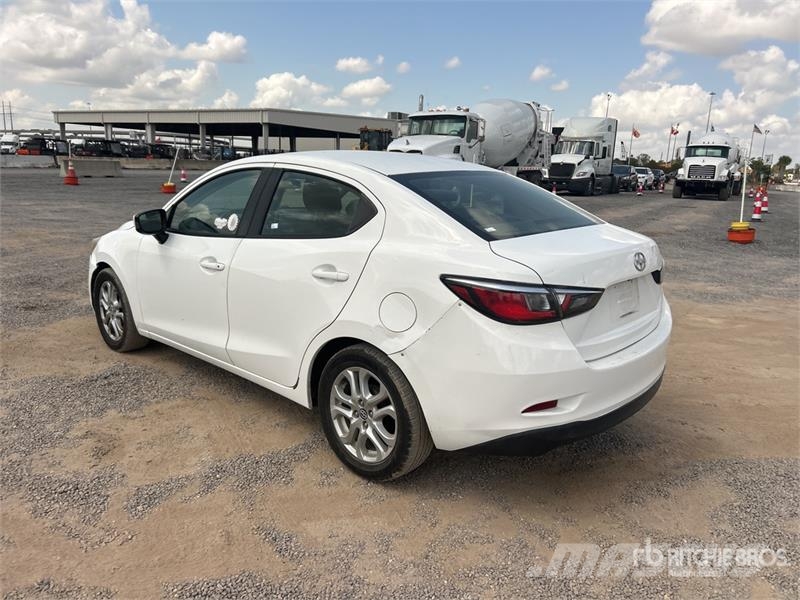 Scion iA Automobile PKWs