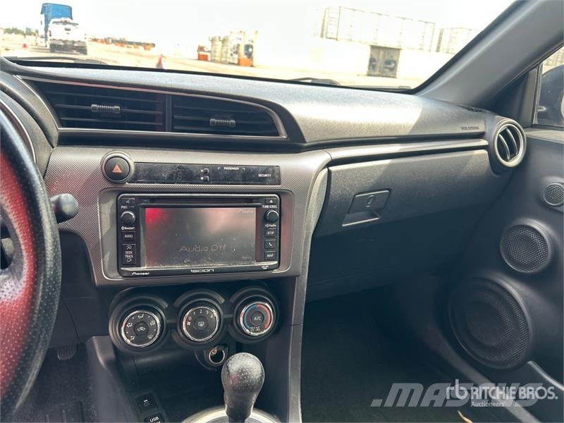 Scion TC Automobile 汽车