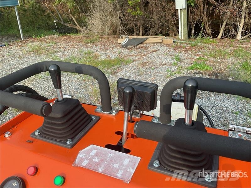 SDL00L SL36C Mini Compact Track Loader (Unused) Kompaktrakodók