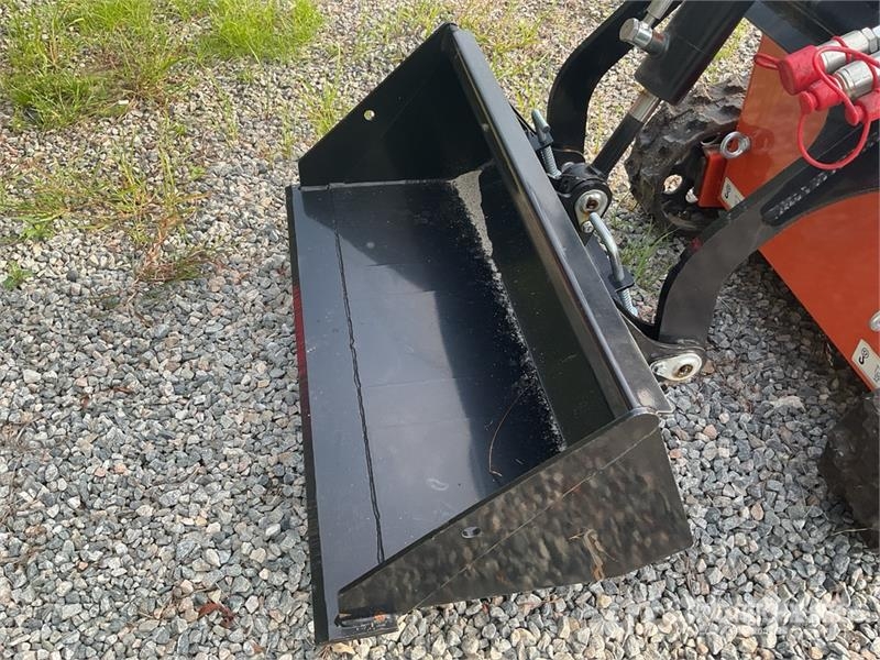 SDL00L SL36C Mini Compact Track Loader (Unused) Kompaktrakodók