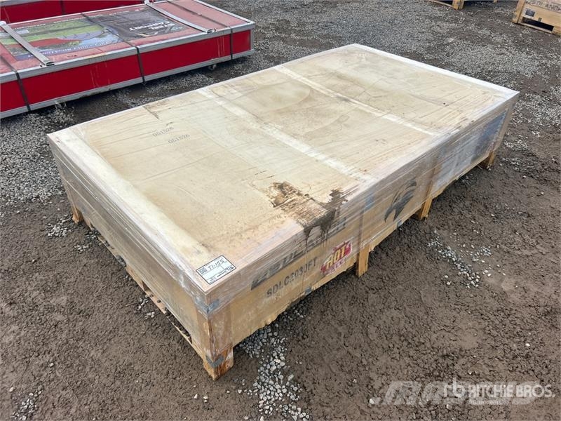 SDLC2030FT 20 ft x 30 ft Enclosed Carport (Unused) 철골 건물