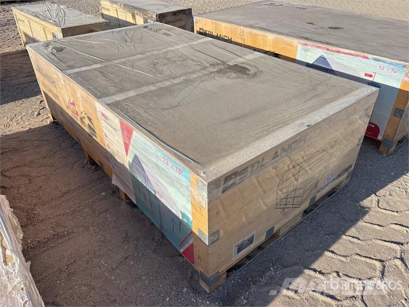  SDLGM1310F 13 ft x 10 ft Galvanized Metal Livestoc ماكينات وملحقات مواش أخرى