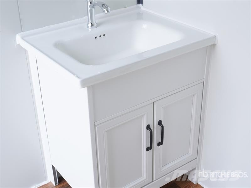  SDLMT Skid-Mounted Portable Toilet (Unused) Other components