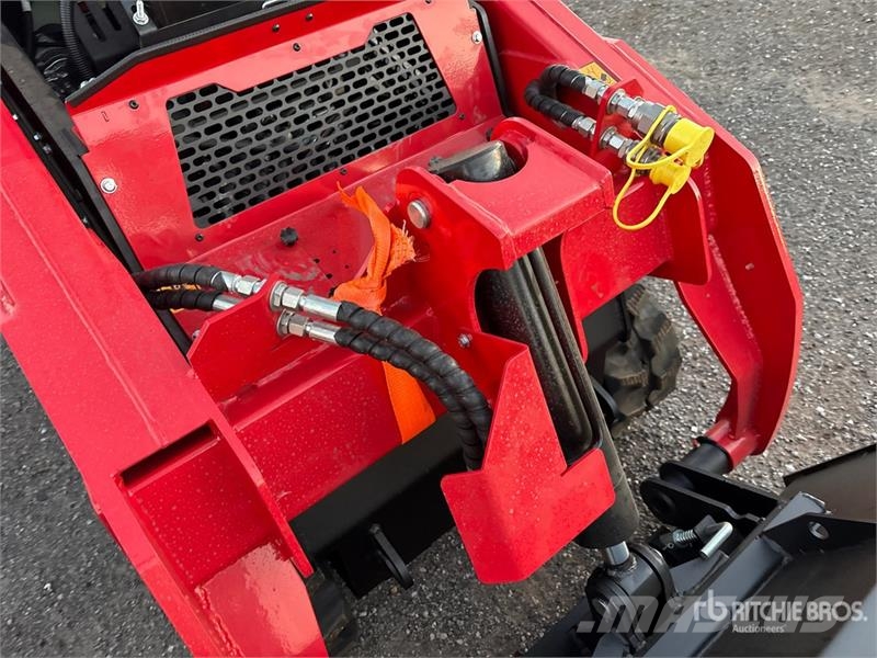  SDLOOL SL-1050K Mini Compact Track Loader (Unused) Šmykom riadené nakladače