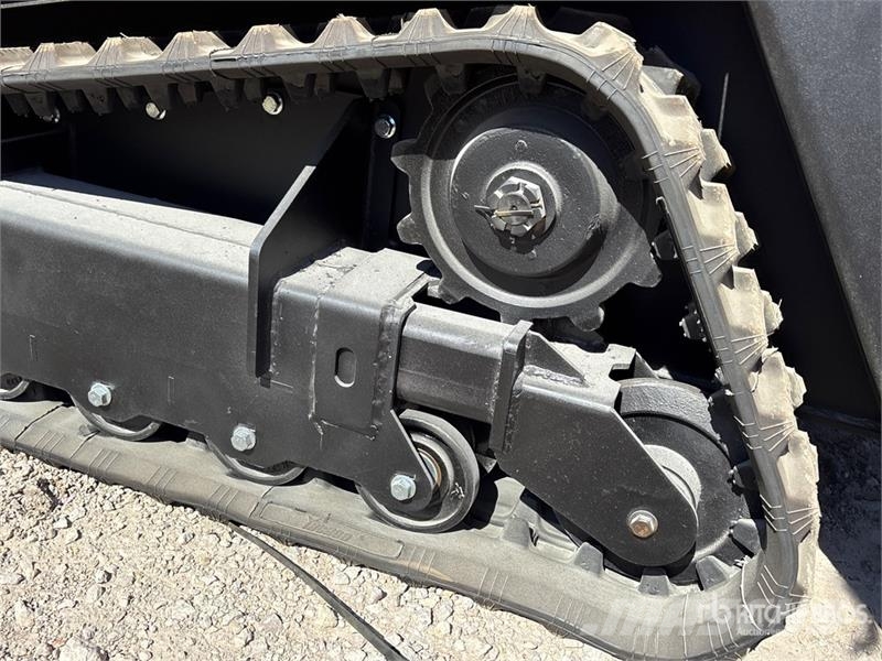 SDLOOL SL-1050K Mini Compact Track Loader (Unused) Smykem řízené nakladače