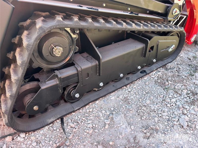 SDLOOL SL-1050K Mini Compact Track Loader (Unused) Smykem řízené nakladače