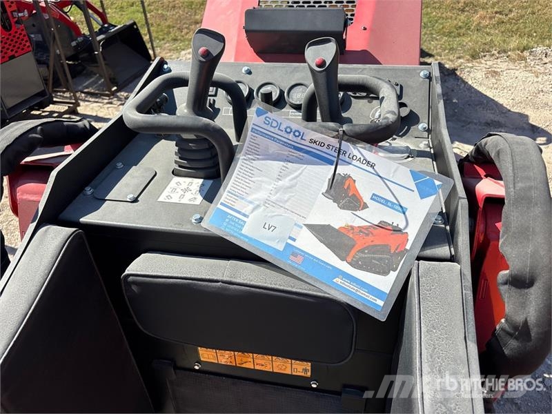 SDLOOL SL-1050K Mini Compact Track Loader (Unused) Smykem řízené nakladače