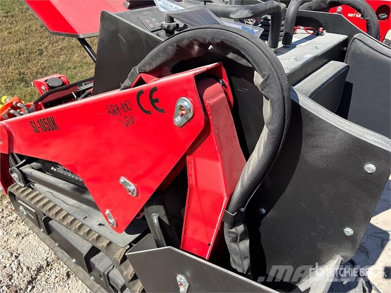 SDLOOL SL-1050K Mini Compact Track Loader (Unused) Smykem řízené nakladače