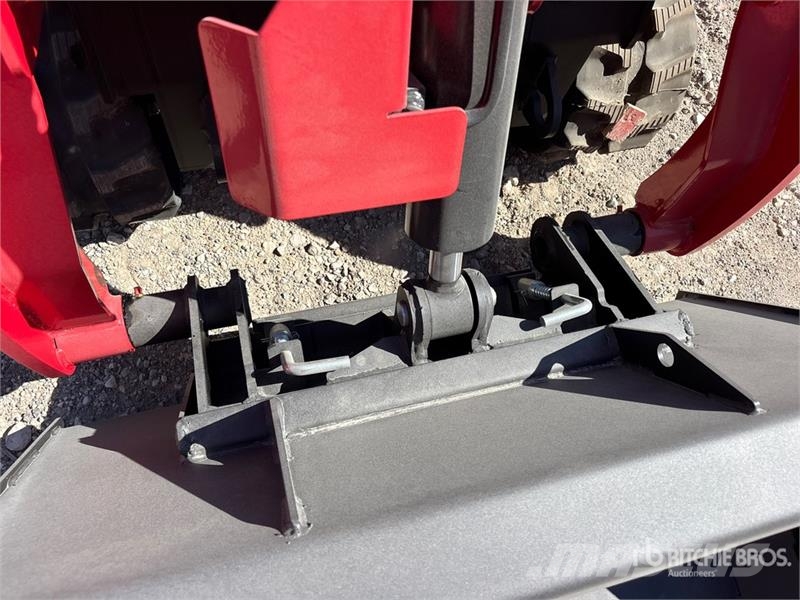 SDLOOL SL-1050K Mini Compact Track Loader (Unused) Smykem řízené nakladače