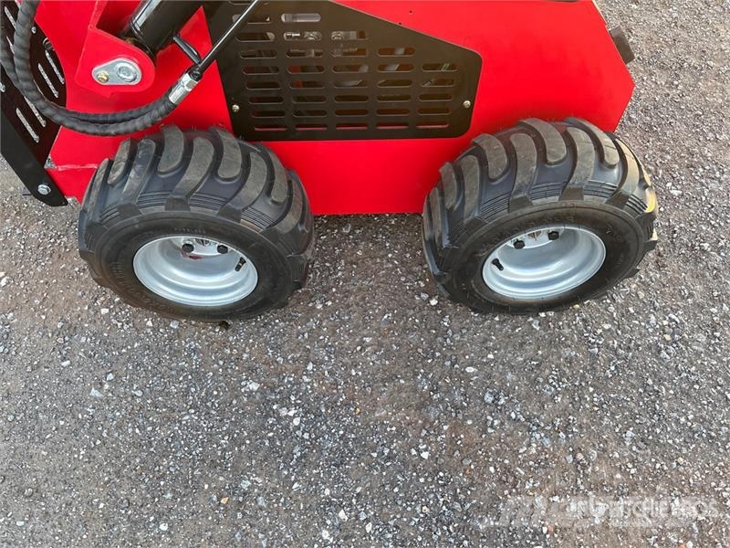  SDLOOL SL-323TZ Mini Skid Steer Loader (Unused) Šmykom riadené nakladače