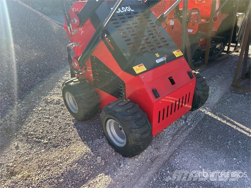  SDLOOL SL-323TZ Mini Skid Steer Loader (Unused) لوادر انزلاقية التوجيه