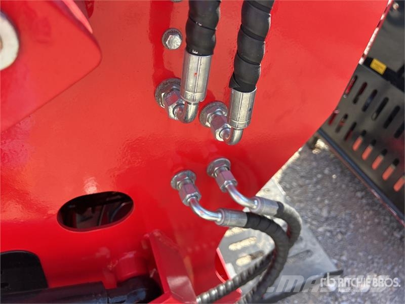 SDLOOL SL-323TZ Mini Skid Steer Loader (Unused) Chargeuse compacte