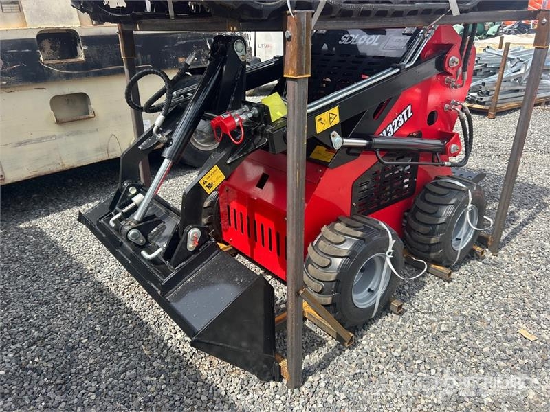 SDLOOL SL-323TZ Mini Skid Steer Loader (Unused) Kompaktrakodók