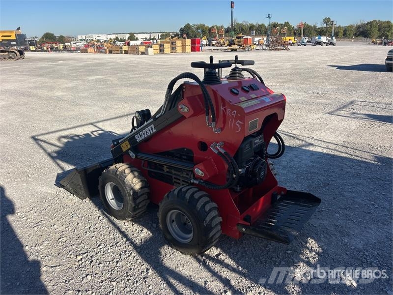  SDLOOL SL-323TZ Mini Skid Steer Loader (Unused) لوادر انزلاقية التوجيه