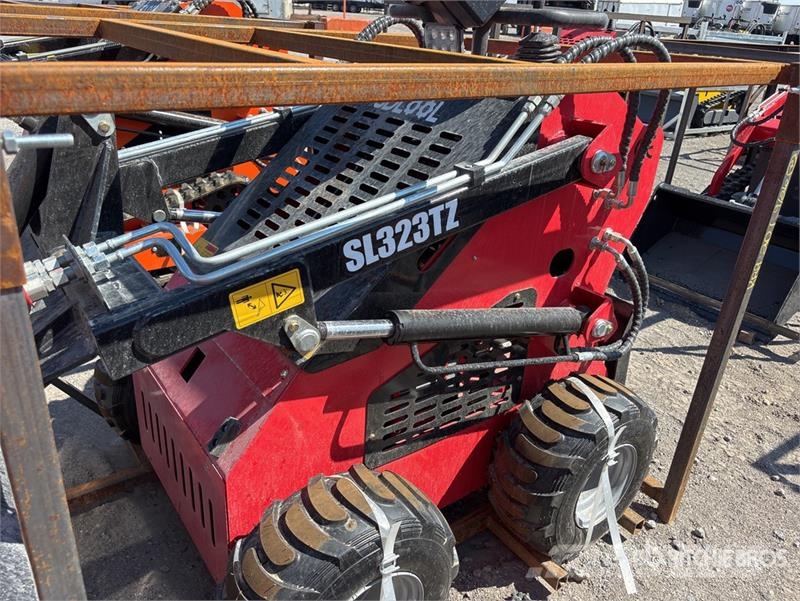  SDLOOL SL-323TZ Mini Skid Steer Loader (Unused) لوادر انزلاقية التوجيه