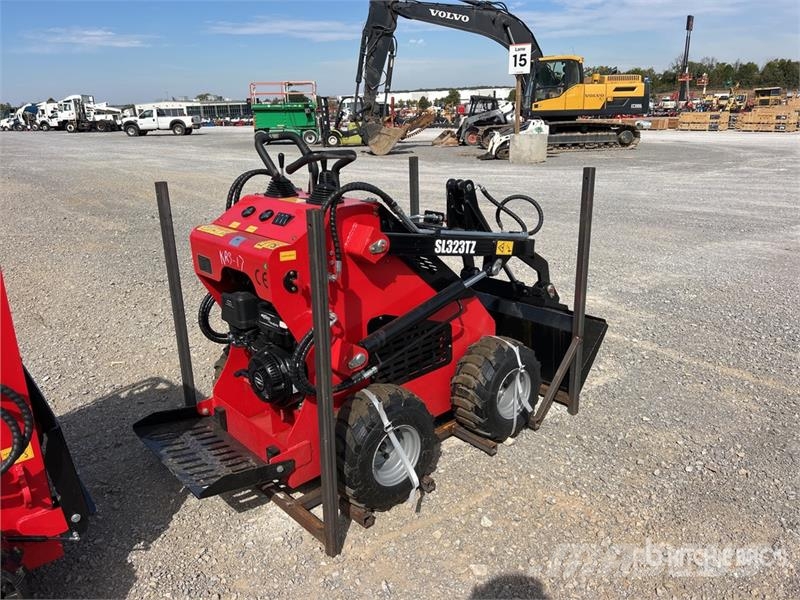 SDLOOL SL-323TZ Mini Skid Steer Loader (Unused) Chargeuse compacte