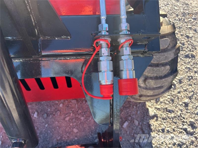  SDLOOL SL-323TZ Mini Skid Steer Loader (Unused) لوادر انزلاقية التوجيه