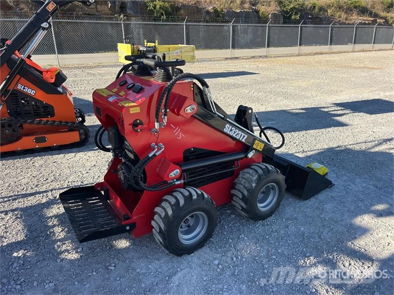  SDLOOL SL-323TZ Mini Skid Steer Loader (Unused) لوادر انزلاقية التوجيه