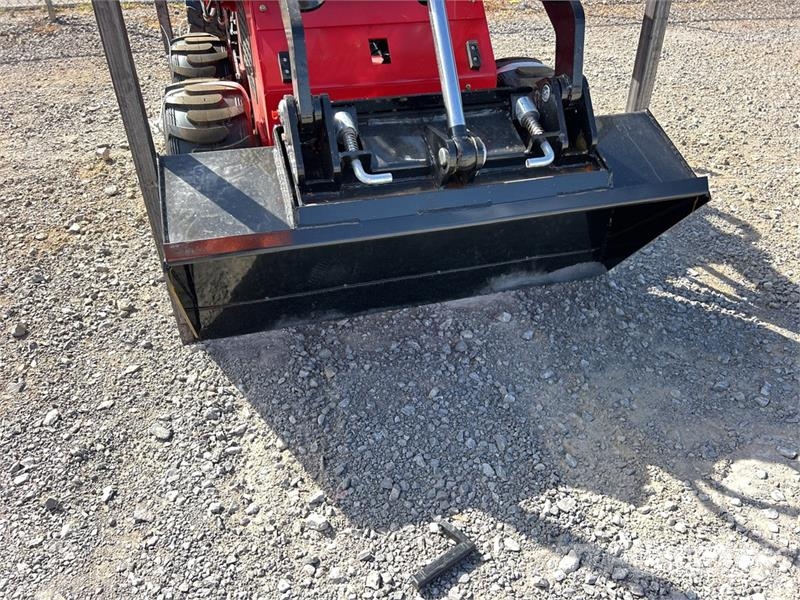SDLOOL SL-323TZ Mini Skid Steer Loader (Unused) Chargeuse compacte