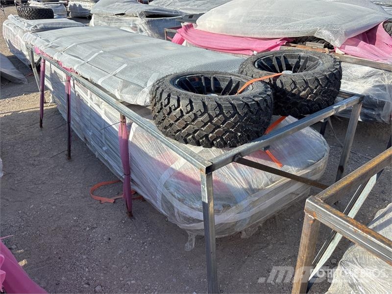  SDLOOL SL-GC42S Electric Off-Road Golf Cart (Unuse 高尔夫球车
