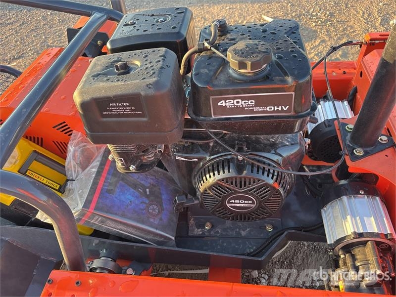  SDLOOL SL-LM1000Q Remote Control Crawler Lawn Mowe ركوب الحشائش