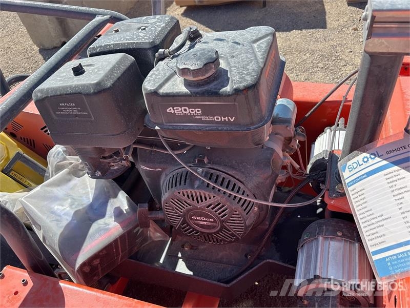 SDLOOL SL-LM1000Q Remote Control Crawler Lawn Mowe Riding mowers