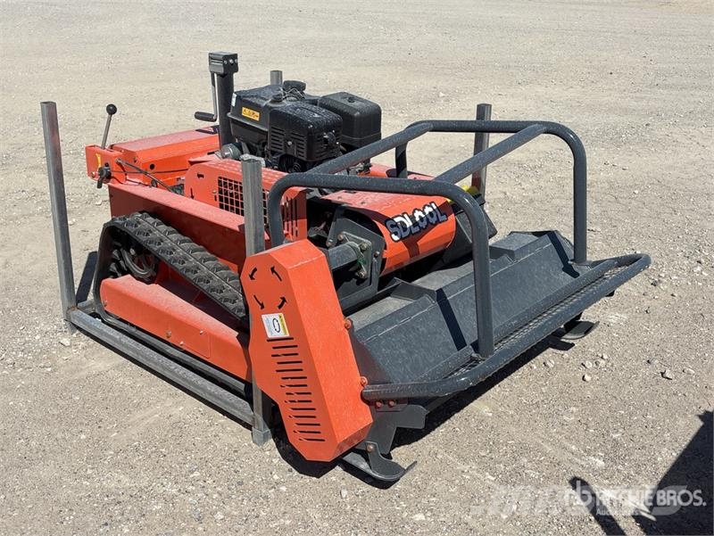 SDLOOL SL-LM1000Q Remote Control Crawler Lawn Mowe Riding mowers