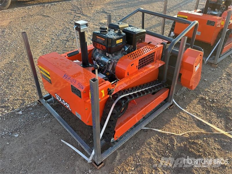  SDLOOL SL-LM1000Q Remote Control Crawler Lawn Mowe ركوب الحشائش