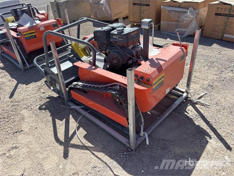 SDLOOL SL-LM1000Q Remote Control Crawler Lawn Mowe Riding mowers