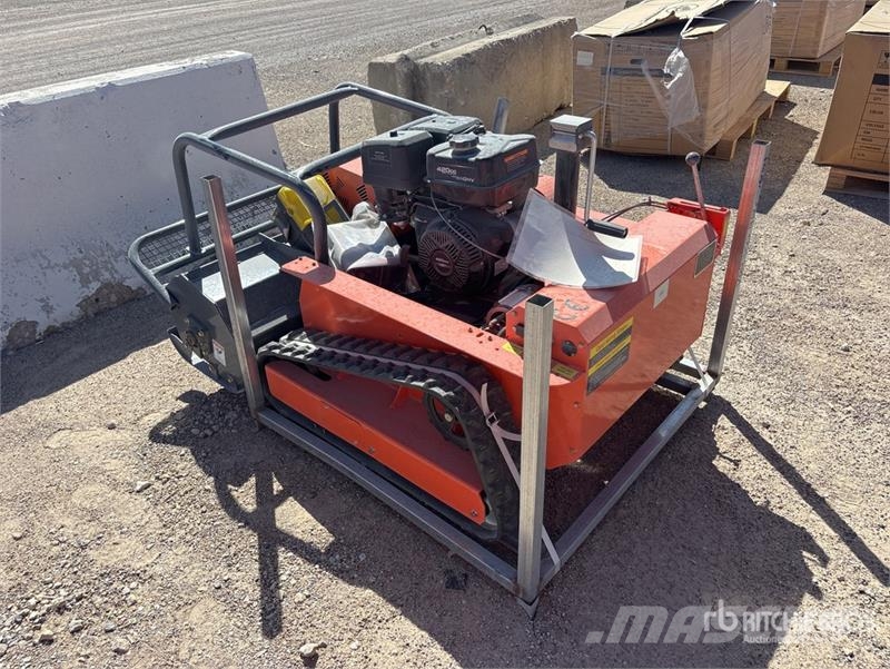 SDLOOL SL-LM1000Q Remote Control Crawler Lawn Mowe Riding mowers