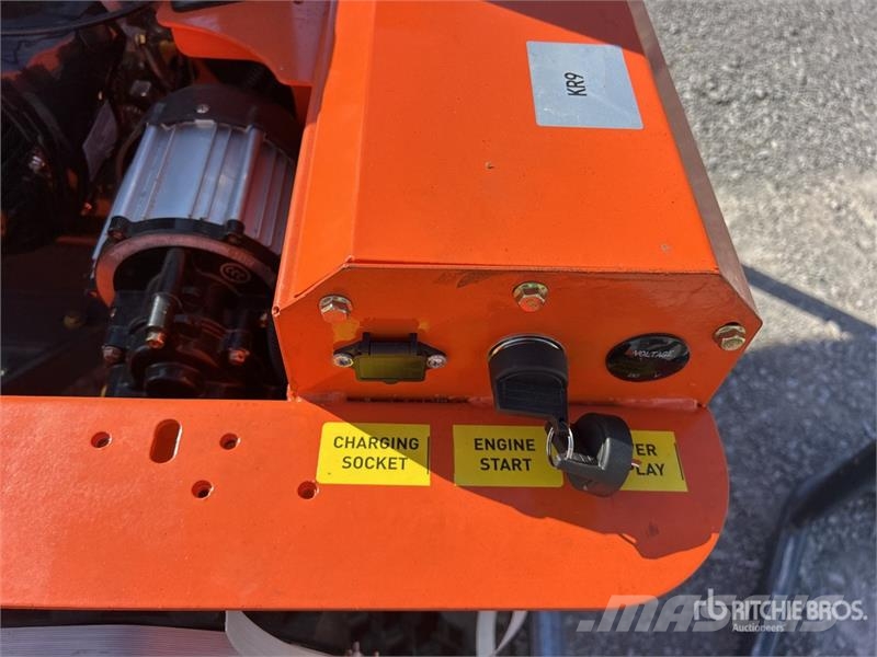  SDLOOL SL-LM1000Q Remote Control Lawn Mower (Unuse Самохідні газонокосарки