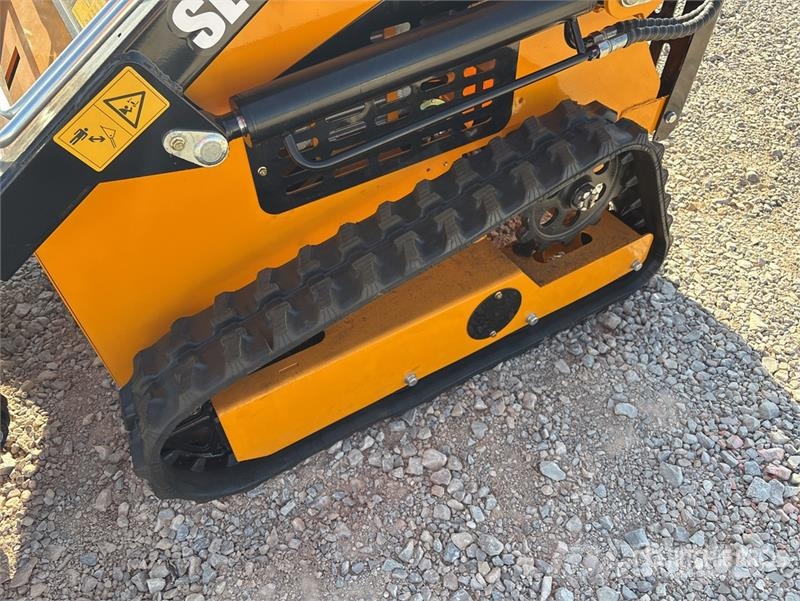 SDLOOL SL360T Mini Compact Track Loader (Unused) Šmykom riadené nakladače