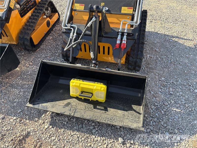SDLOOL SL360T Mini Compact Track Loader (Unused) Šmykom riadené nakladače