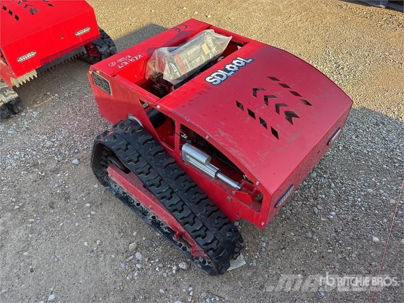  SDLOOL SL800 Remote Control Tracked Lawn Mower (Un ركوب الحشائش
