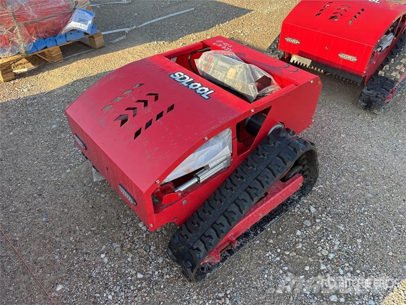  SDLOOL SL800 Remote Control Tracked Lawn Mower (Un ركوب الحشائش