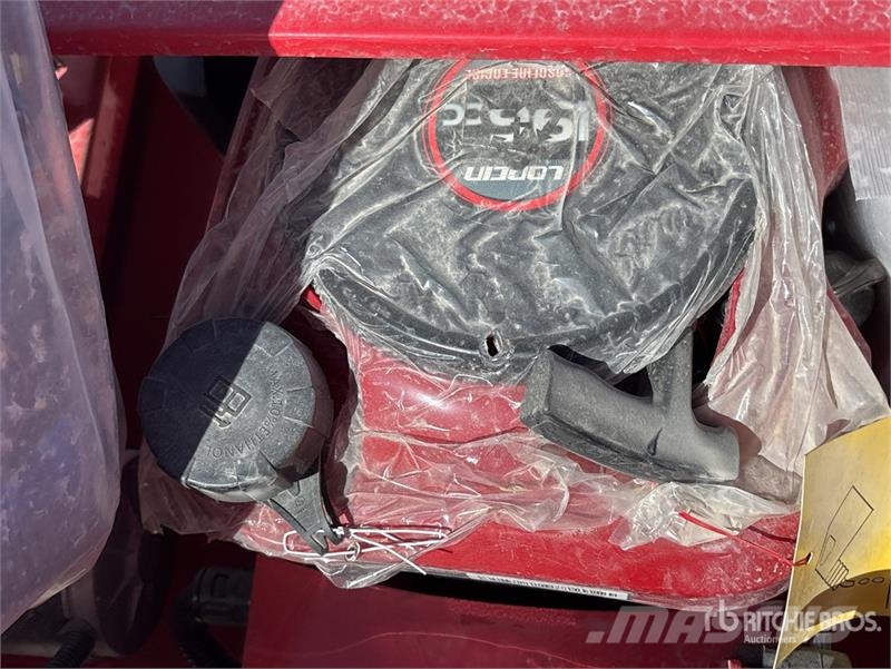 SDLOOL SL800 Remote Control Crawler Lawn Mower (Un Riding mowers