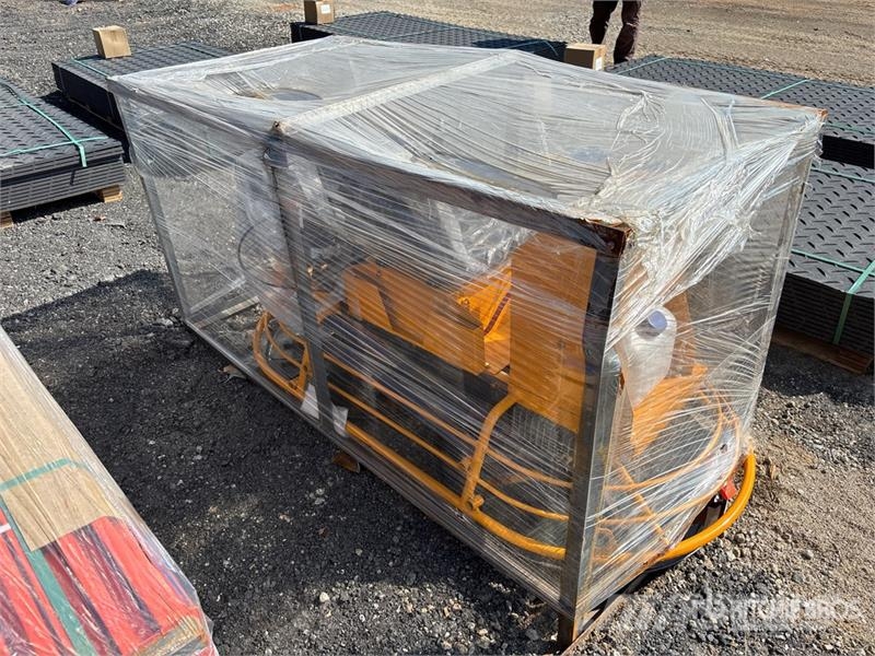  SDLOOL SL80R Ride-On Power Trowel (Unused) Truelles