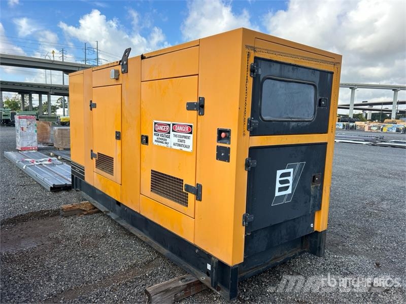 Sdmo GS350UC-SA 350 kW Skid-Mounted Generator Set مولدات ديزل
