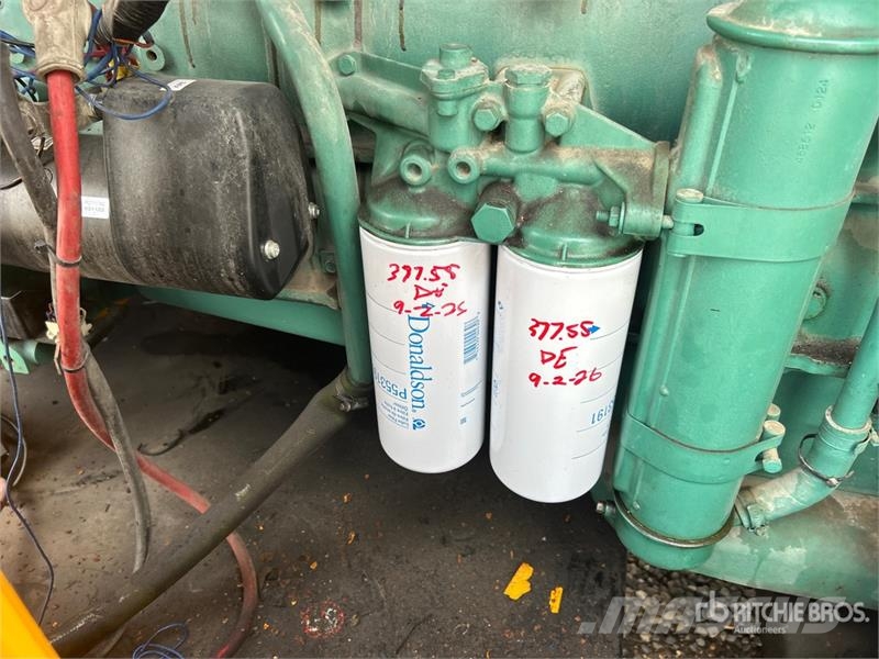 Sdmo GS350UC-SA 350 kW Skid-Mounted Generator Set مولدات ديزل