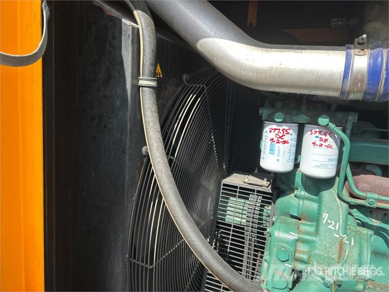 Sdmo GS350UC-SA 350 kW Skid-Mounted Generator Set مولدات ديزل