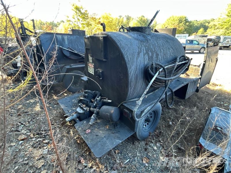 SealMaster Towable Asphalt Trailer Asphalt machine accessories
