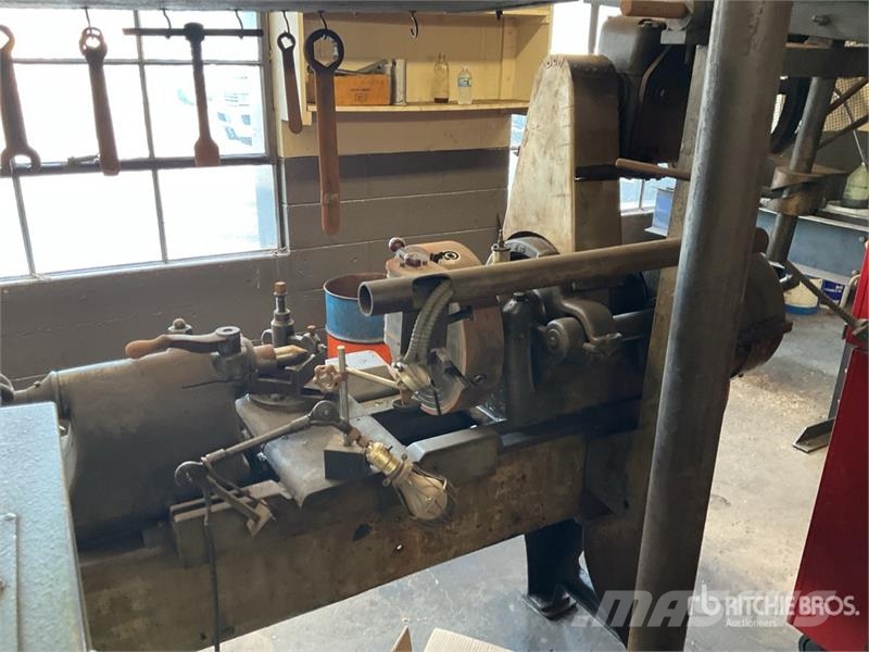 Sidney Tool Co. 15 in Engine Lathe 건설 장비 - 기타
