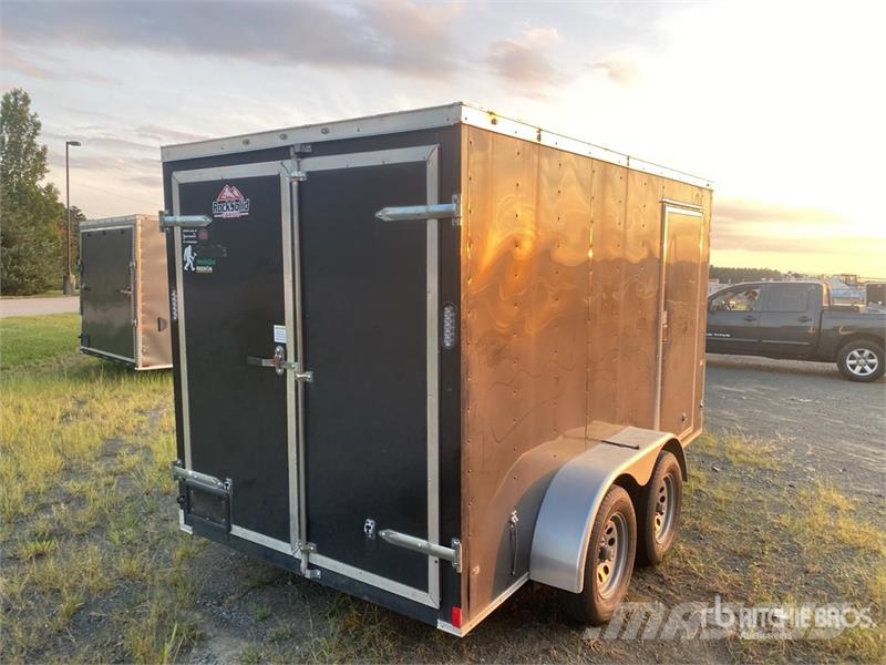  Silverline 12 ft T/A Enclosed Trailer Прицепы-фургоны