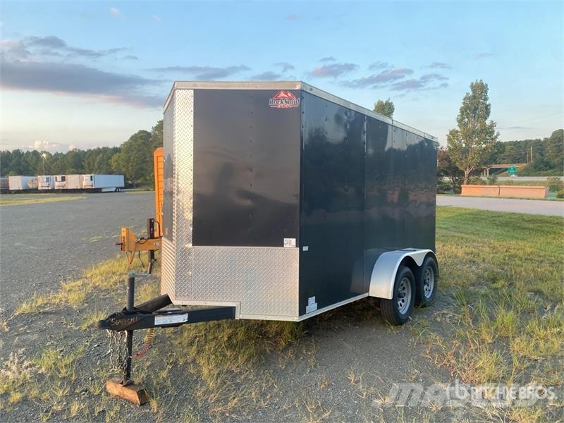  Silverline 12 ft T/A Enclosed Trailer Прицепы-фургоны