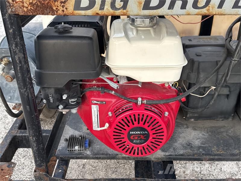 Simpson 95005 Pressure Washer Korkeapainepesurit