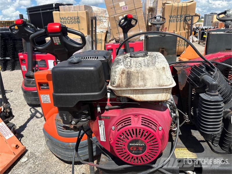 Skid-Mounted Air Compressor Kompresori