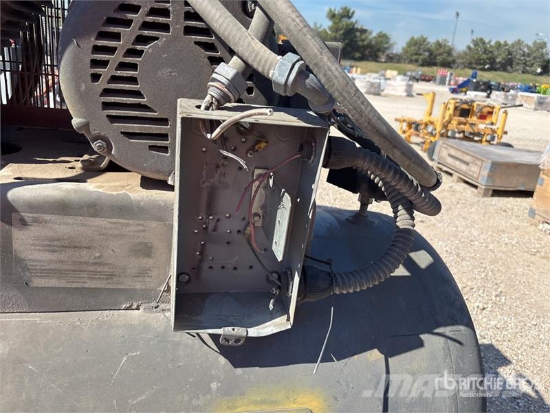 Skid-Mounted Electric Air Compressor (Inoperable) Compresoras