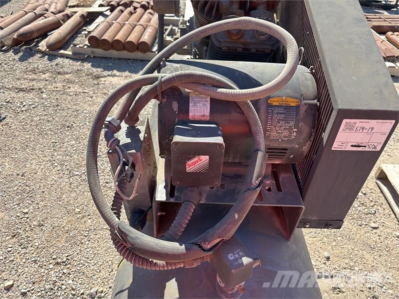 Skid-Mounted Electric Air Compressor (Inoperable) Compresoras