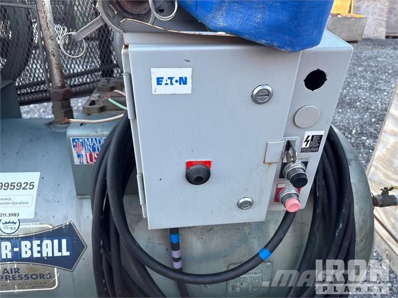 Skid-Mounted Electric 120 gal Air Compressor Kompressoren